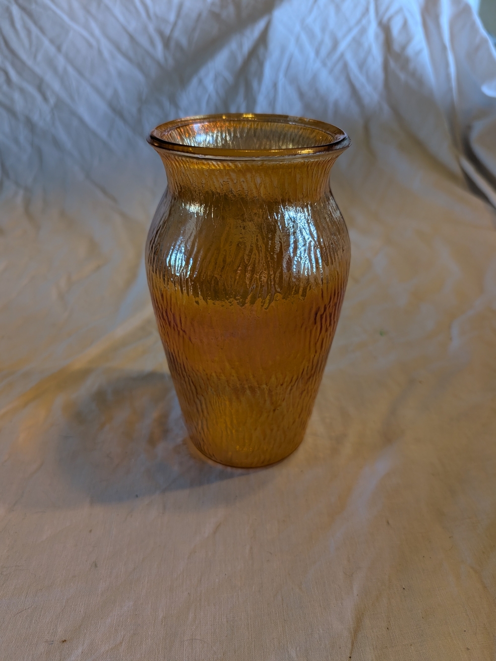 2/40$ Vintage iridescent Amber Ripple Glass Vase